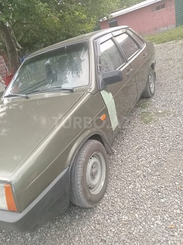 LADA (VAZ) 21099-4