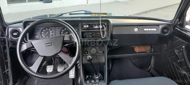 LADA (VAZ) 2107-9