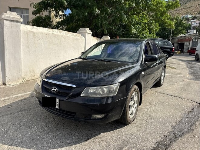 Hyundai Sonata-2