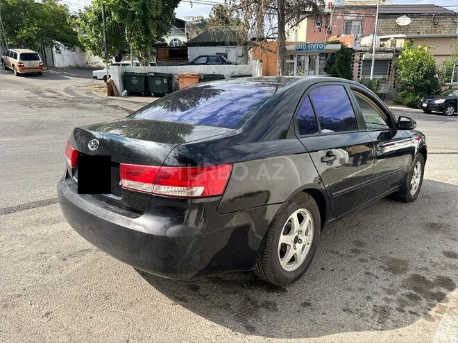 Hyundai Sonata-5