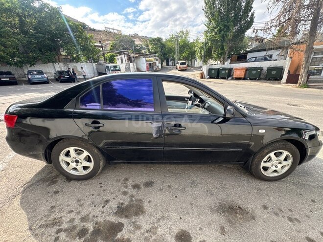 Hyundai Sonata-6