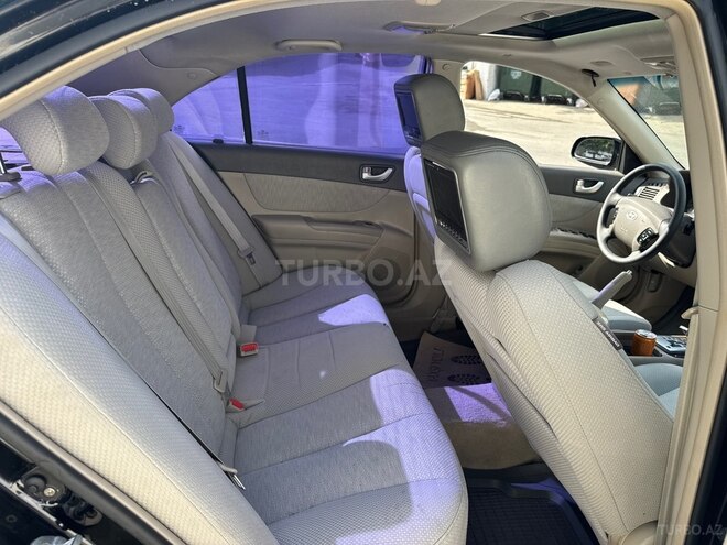 Hyundai Sonata-13