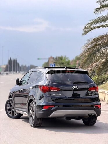 Hyundai Santa Fe-5