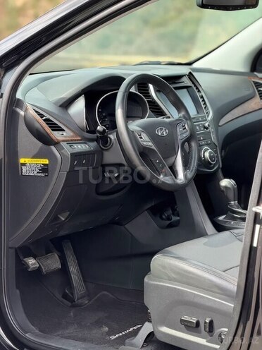 Hyundai Santa Fe-15