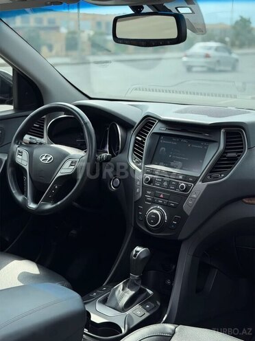 Hyundai Santa Fe-14