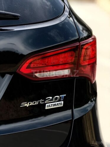Hyundai Santa Fe-12