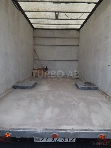 Ford Transit-6
