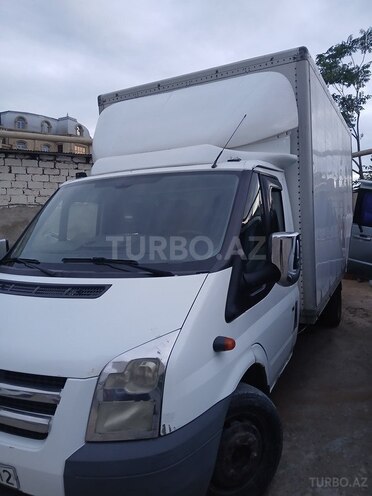 Ford Transit-3