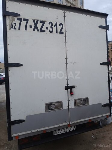 Ford Transit-7