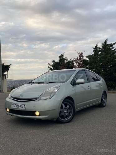 Toyota Prius-1