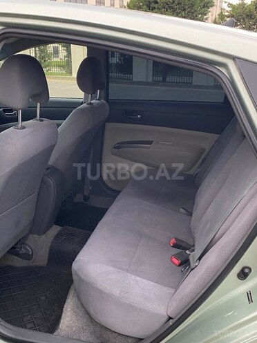 Toyota Prius-6