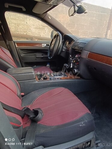 Volkswagen Touareg-3