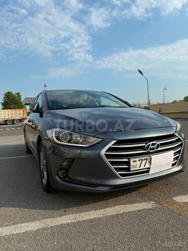 Hyundai Avante-1