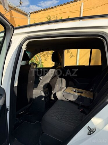 Volkswagen Tiguan-4
