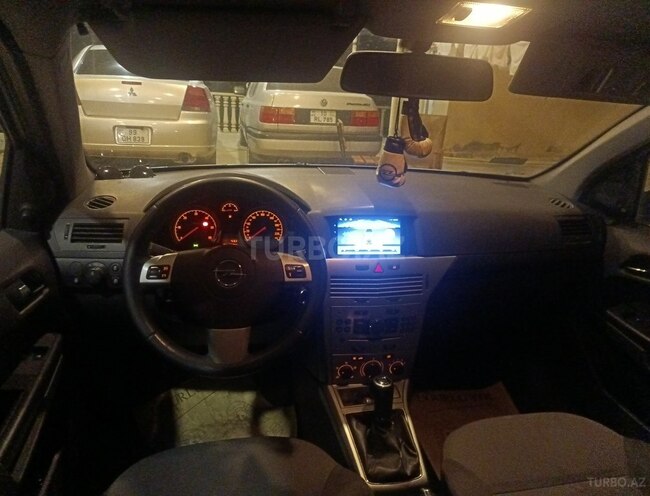 Opel Astra-2