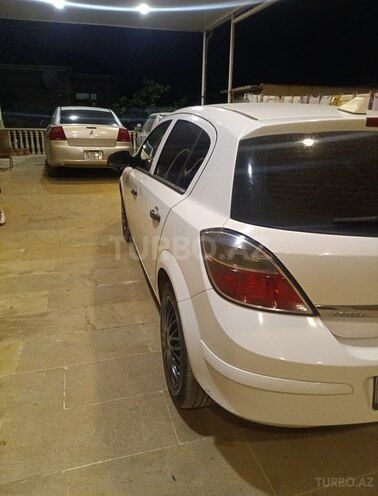 Opel Astra-4