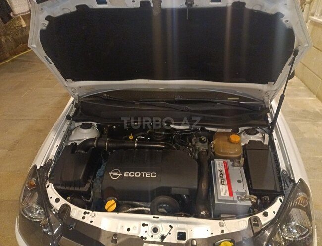 Opel Astra-11