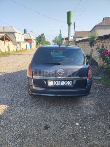 Opel Astra-2