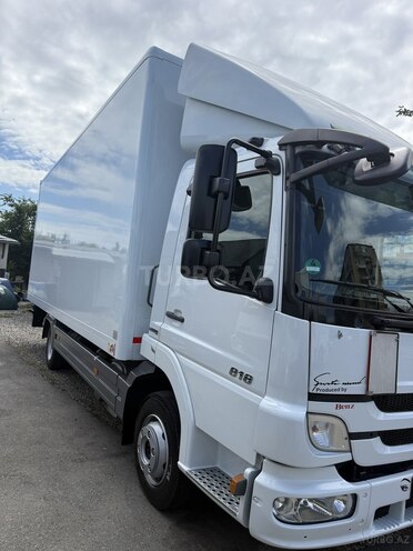 Mercedes Atego 818-3