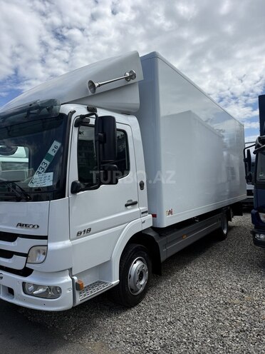 Mercedes Atego 818-2