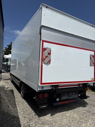 Mercedes Atego 818-5