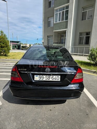 Mercedes E 220-6