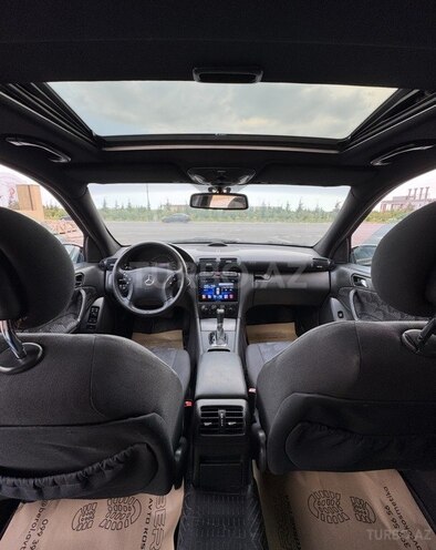 Mercedes C 240-13