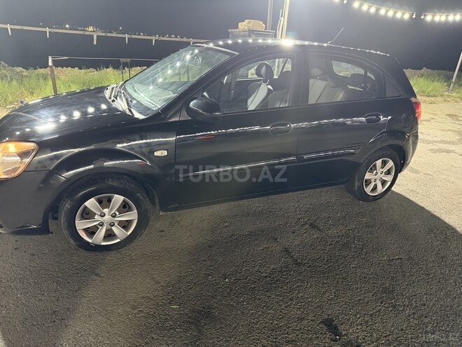 Kia Rio-7