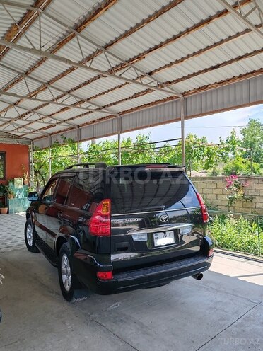Toyota Land Cruiser Prado-5