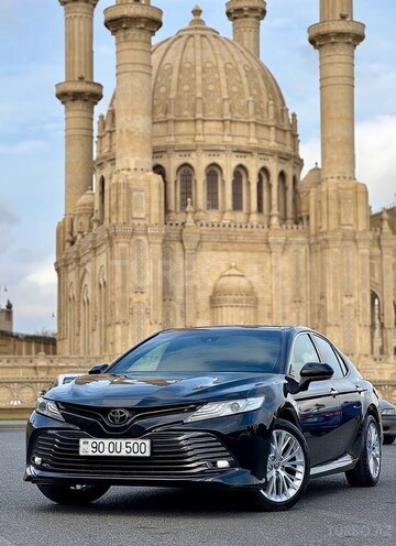 Toyota Camry-1