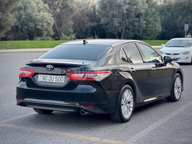 Toyota Camry-7