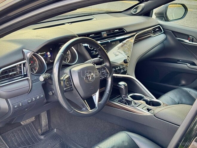 Toyota Camry-10