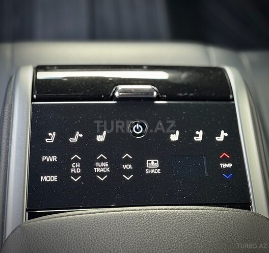 Toyota Camry-11