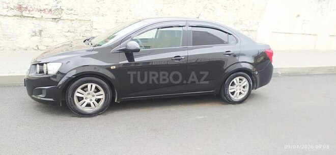 Chevrolet Aveo-3