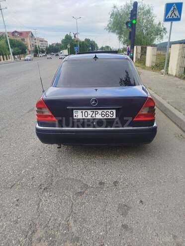 Mercedes C 180-2
