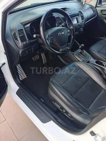Kia Cerato-4