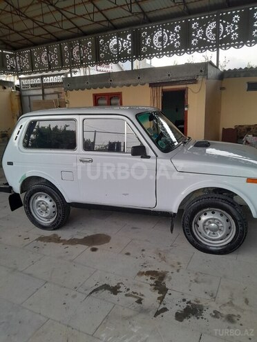 LADA (VAZ) Niva-2