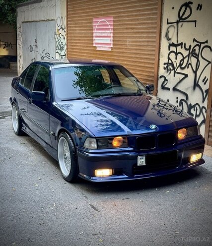 BMW 320-5