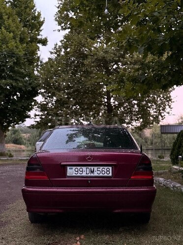 Mercedes C 180-3