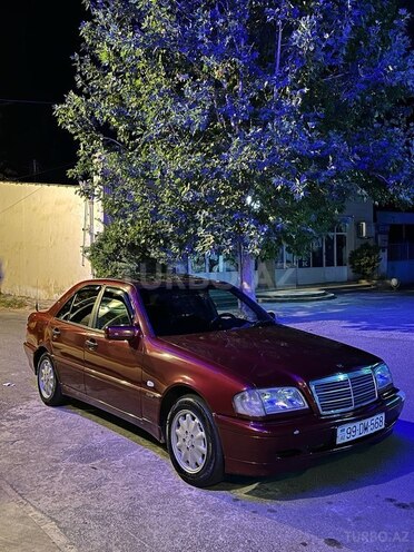Mercedes C 180-7