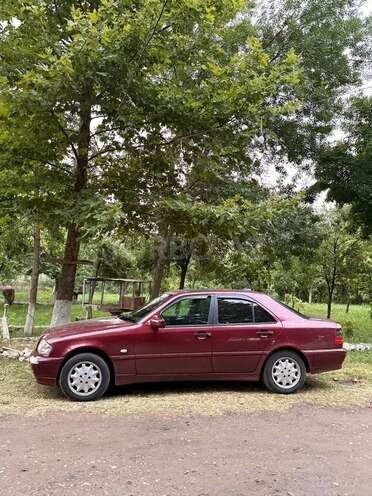 Mercedes C 180-6