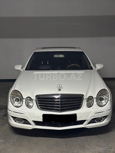 Mercedes E 350-1