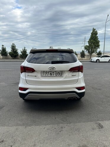 Hyundai Santa Fe-6