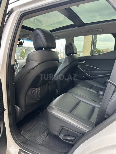 Hyundai Santa Fe-11