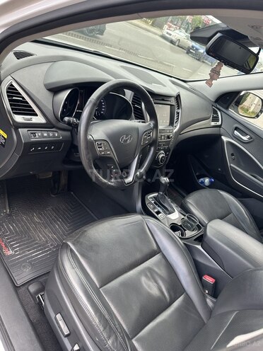 Hyundai Santa Fe-9