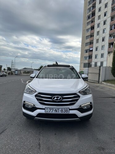Hyundai Santa Fe-1