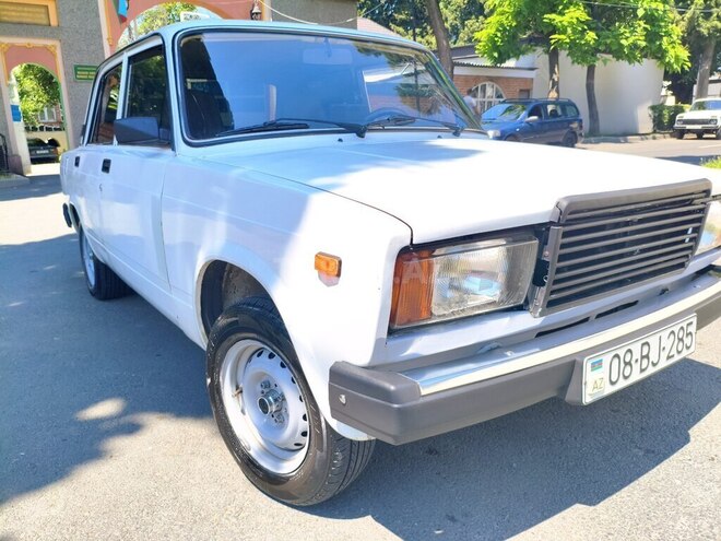 LADA (VAZ) 2107-6