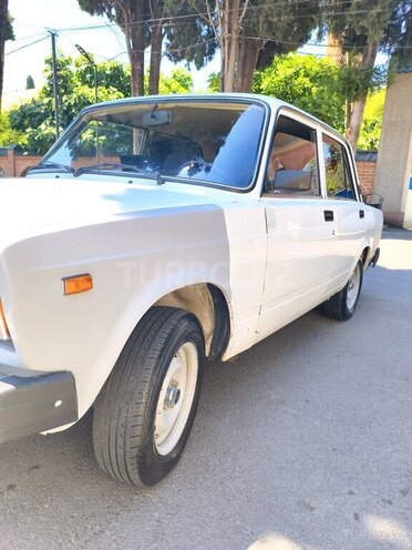 LADA (VAZ) 2107-5