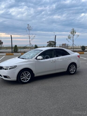 Kia Cerato-5