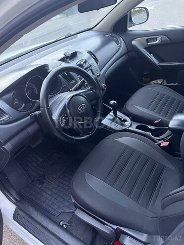 Kia Cerato-11